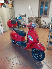 Vespa GTS 300 Super