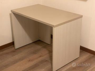 Scrivania grigia 100 x 60