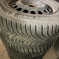 Gomme invernali con cerchi 185 - 65 - R15
