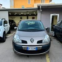 Renault Modus Grand Modus 1.2 16V Expression MODEL