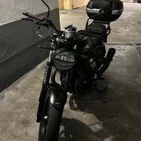 Moto Guzzi V7 IV - 2023 - Nero