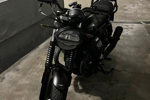 Moto Guzzi V7 IV - 2023 - Nero