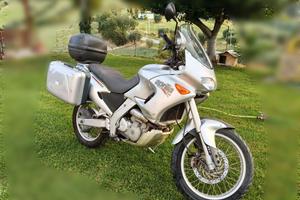 PEGASO 650 1998