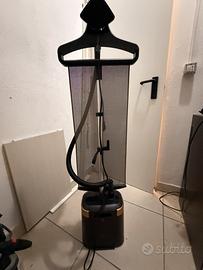 Ferro a vapore verticale Roventa