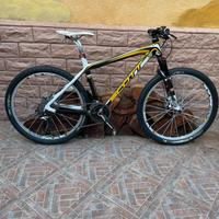 Mtb Scott Scale 26 full carbon