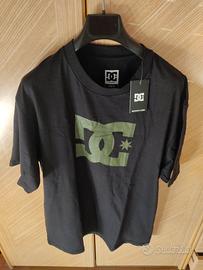 T-shirt DC Shoes nuova Taglia M