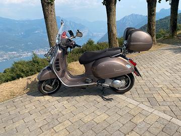 Vespa GTS 300 Touring