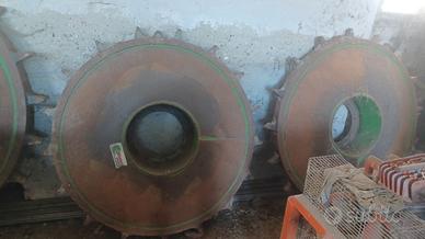 Ruote in ferro per case maxum 2010