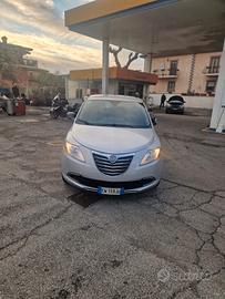 Lancia Ypsilon 1.2 69 CV 5 porte GPL Ecochic Silve