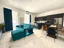 finemente-ristrutturato-con-terrazzo-a-livello
