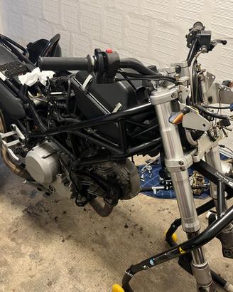 Ricambi Ducati Monster 620 / 600 / 400 / 800 / 900