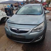 OPEL ASTRA  2011 SW
