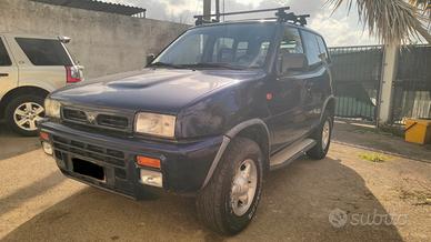 NISSAN TERRANO II 2.7 TD Autocarro UNICO PROPRIET