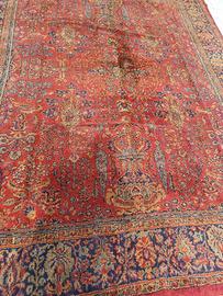 Tappeto di famiglia antico grande