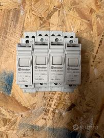 4 x Finder 20.21.8.230.0000 230v 16A