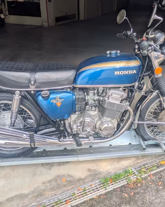Honda CB 750 FOUR 1974