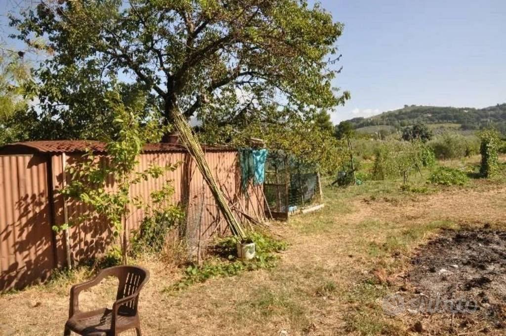 Immobile in asta di 42000 m² a Foligno - Altro