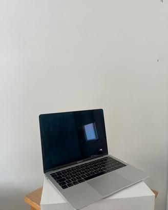 Macbook air 13” 2020