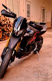 Aprilia dorsoduro 900