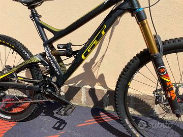 Bici enduro gt sanction 2016