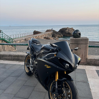 Yamaha R1 big bang
