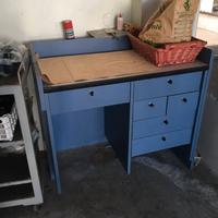 banco fisso con cassetti per officina