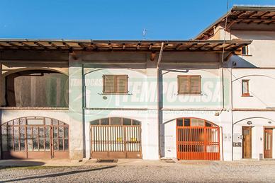 Casa semindipendente