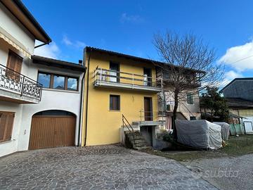 CASA IN LINEA BICAMERE CON GARAGE DOPPIO - DA U...