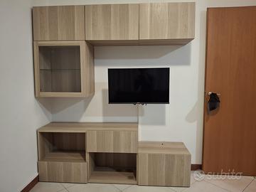 Parete attrezzata salotto effetto legno