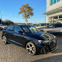 AUDI A1 SPB 30 TFSI Identity Black EDITION