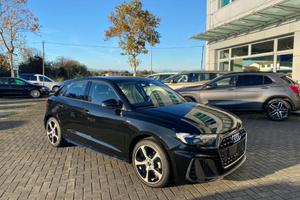 AUDI A1 SPB 30 TFSI Identity Black EDITION