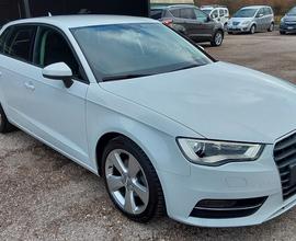 Audi A3 SPB 1.6 TDI clean diesel S tronic Ambition