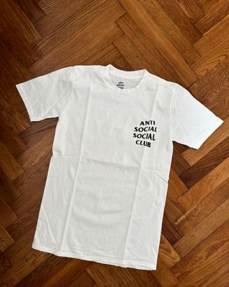 T-shirt Anti Social Social Club