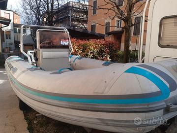 Gommone lancer capelli 4,90