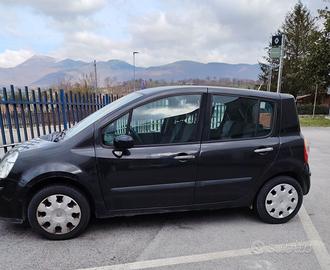 RENAULT MODUS PER NEOPATENTATI 