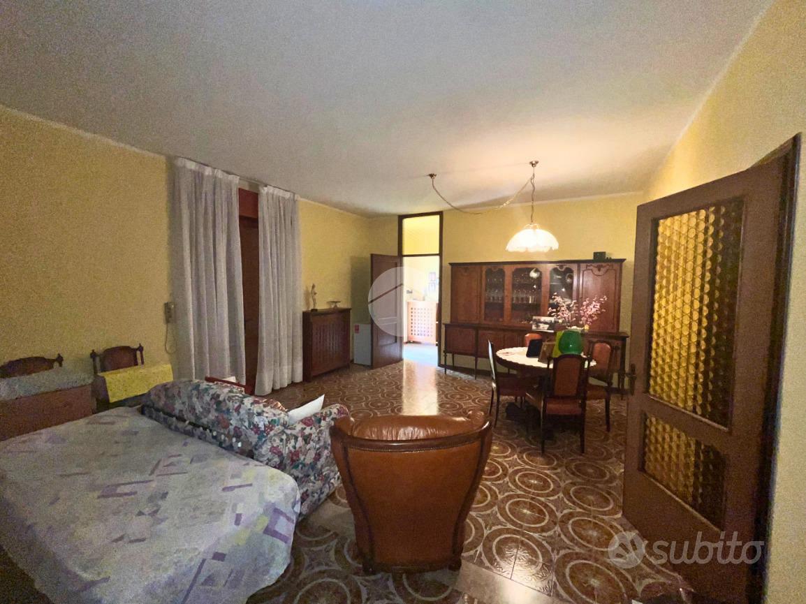 VILLA SINGOLA A CREDARO - Vista 6