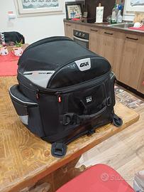 bauletto moto semirigido della givi 