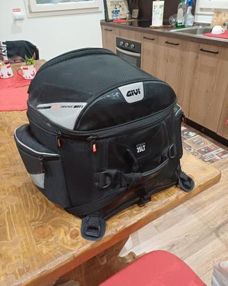bauletto moto semirigido della givi 