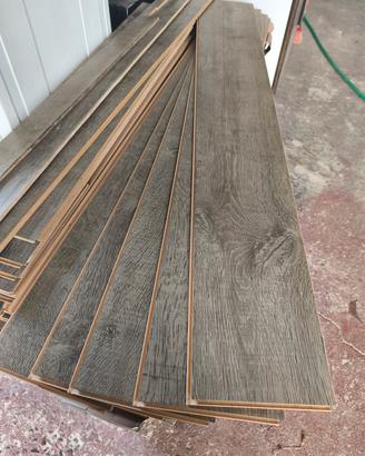 parquet laminato finto legno 