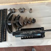 Curva tubi manuale professionale usata