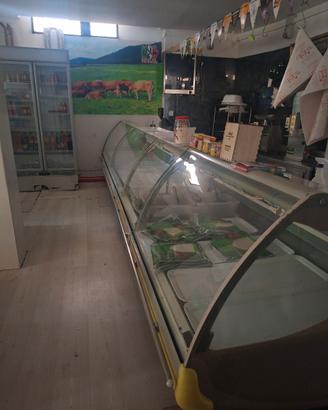 banconii e celle frigo