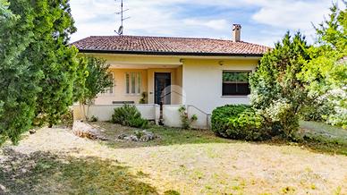 VILLA SINGOLA A RODIGO