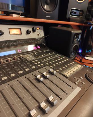 Mackie Control + Extender 