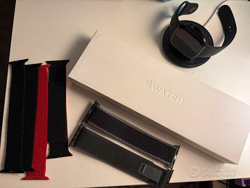 Apple Watch 11 46mm con cinturini