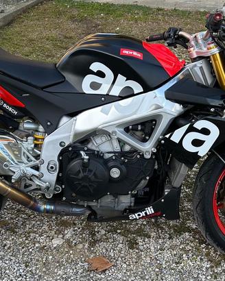 Aprilia tuono v4 aprc