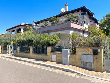 Accogliente appartamento con giardino privato