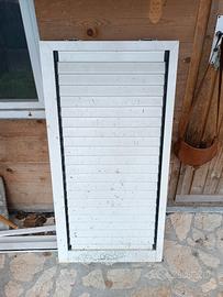 persiana a scorrimento  in alluminio bianca