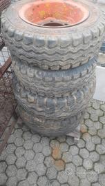 Gomme con cerchi per gru 