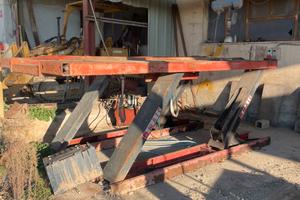 Ponte sollevatore auto