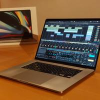 MacBook Pro 16'' 2019 Intel i9, 32GB RAM, 2TB SSD